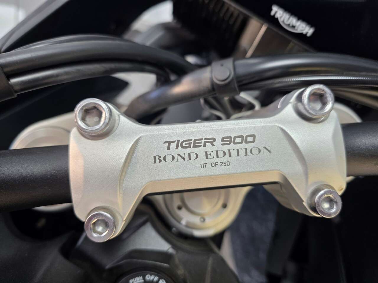 A 2024 TRIUMPH TIGER 900 900 Bond Edition Adventure Petrol Manual O-ring Euro 5 (95 ps) A 2024 TRIUMPH TIGER 900 900 Bond Edition Adventure Petrol Manual O-ring Euro 5 (95 ps)