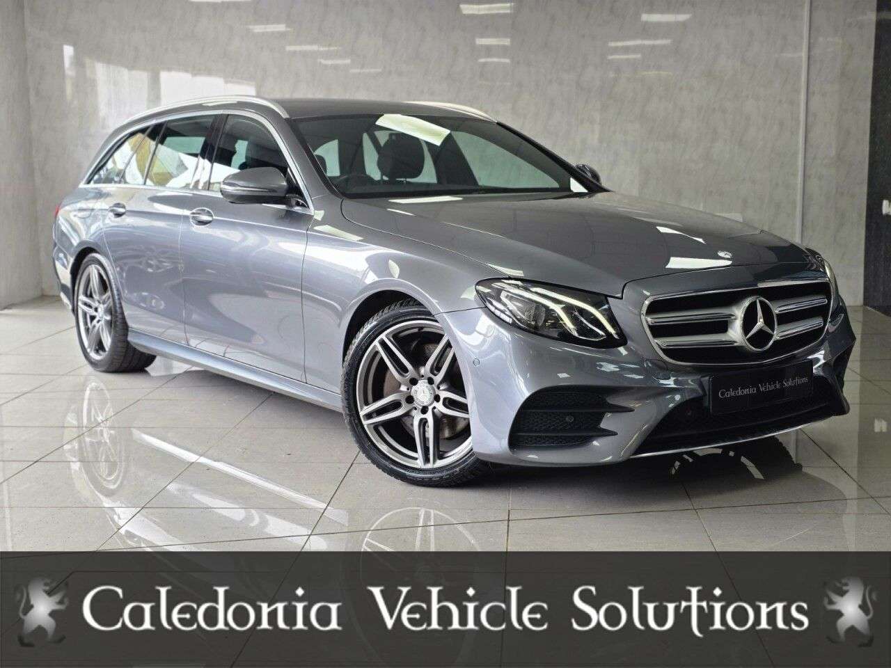 A 2017 MERCEDES-BENZ E-CLASS 2.0 E220d AMG Line Estate 5dr Diesel G-Tronic+ Euro 6 (s/s) (194 ps) A 2017 MERCEDES-BENZ E-CLASS 2.0 E220d AMG Line Estate 5dr Diesel G-Tronic+ Euro 6 (s/s) (194 ps)