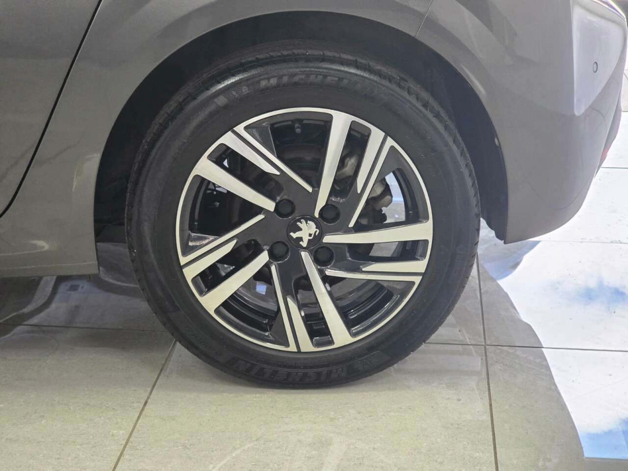 2023 PEUGEOT 208 2023 PEUGEOT 208