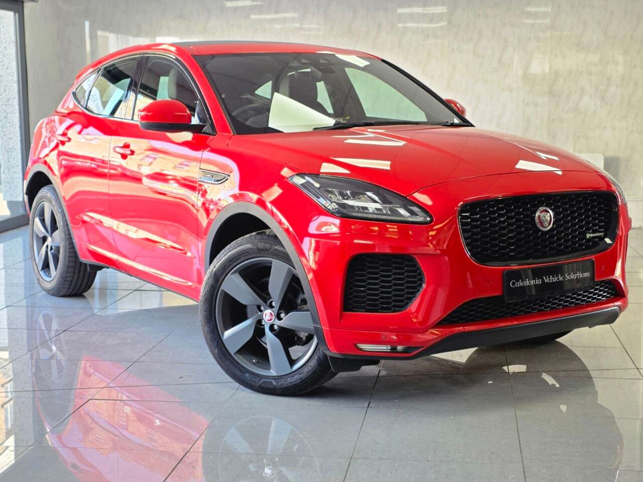 A 2020 JAGUAR E-PACE 2.0 D180 Chequered Flag SUV 5dr Diesel Auto AWD Euro 6 (s/s) (180 ps) A 2020 JAGUAR E-PACE 2.0 D180 Chequered Flag SUV 5dr Diesel Auto AWD Euro 6 (s/s) (180 ps)