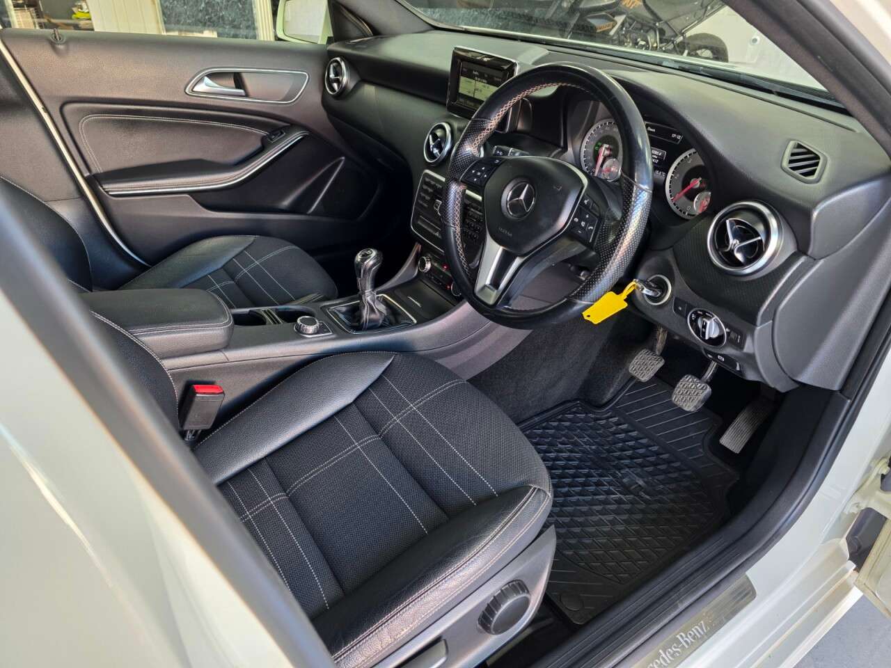 2014 MERCEDES-BENZ A-CLASS 2014 MERCEDES-BENZ A-CLASS