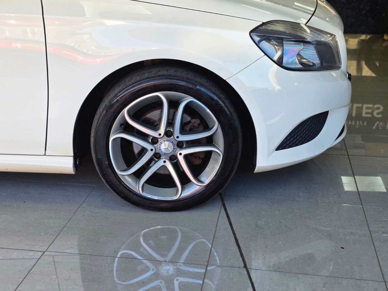 2014 MERCEDES-BENZ A-CLASS 2014 MERCEDES-BENZ A-CLASS