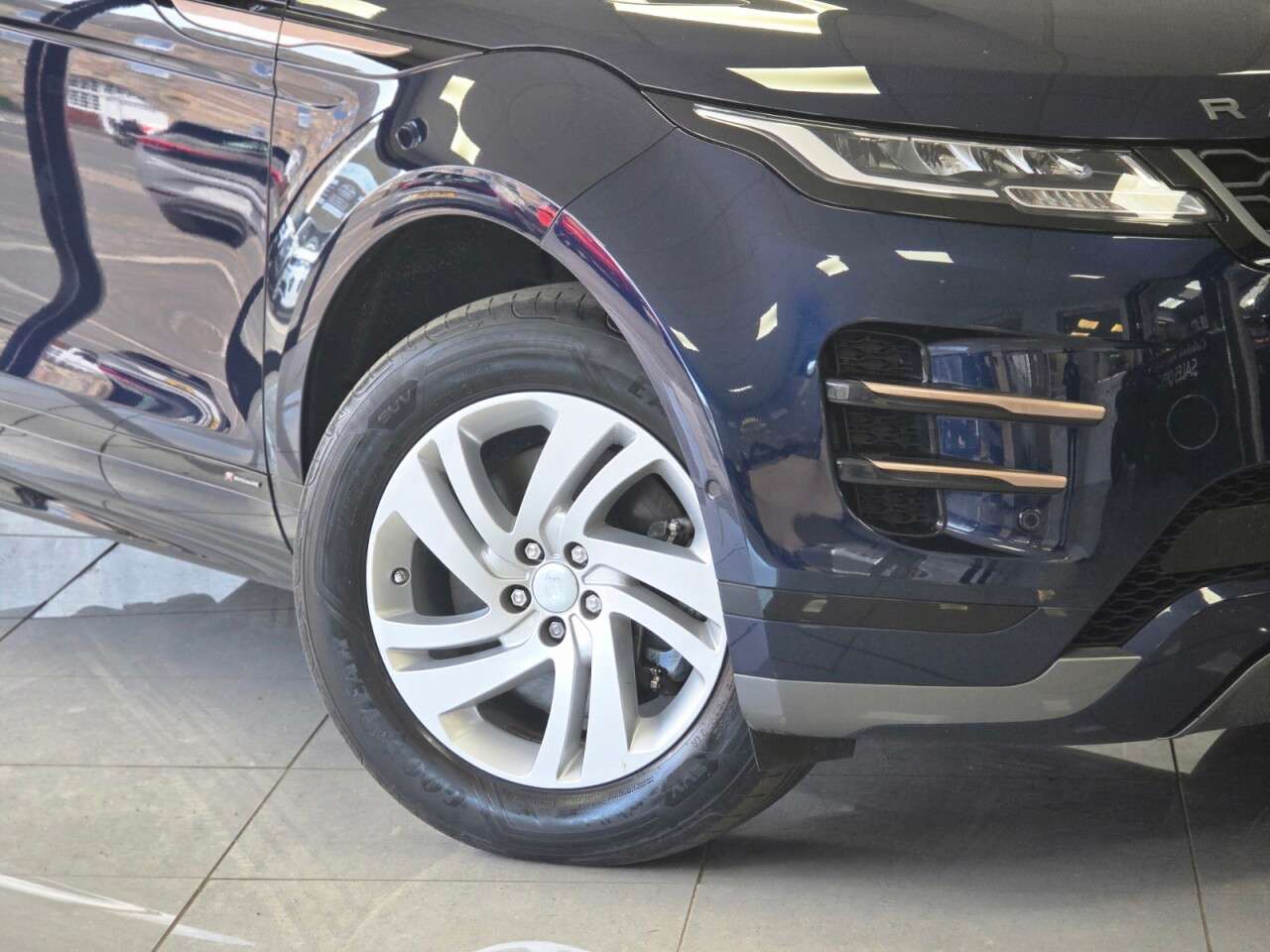 2021 LAND ROVER RANGE ROVER EVOQUE 2021 LAND ROVER RANGE ROVER EVOQUE