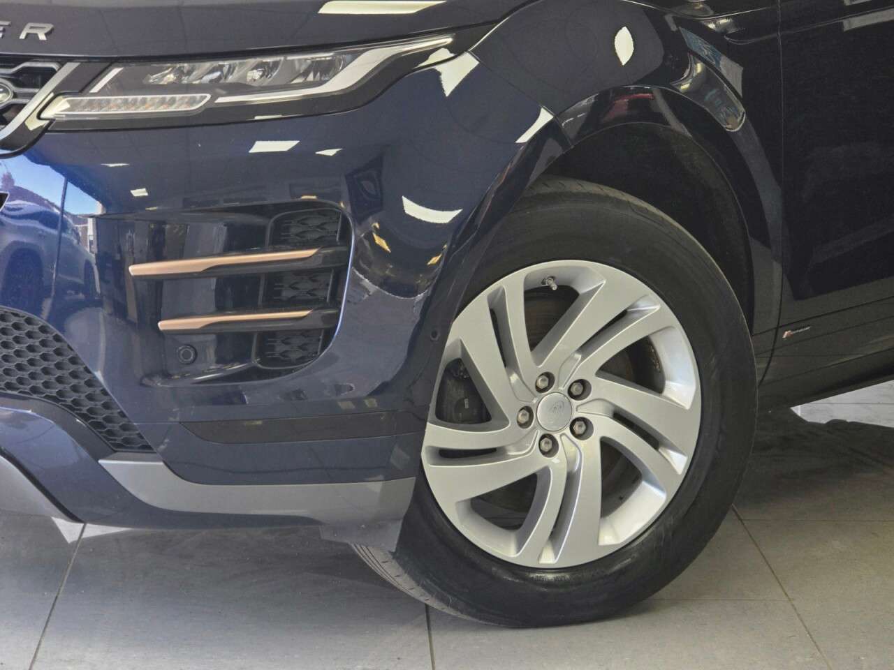 2021 LAND ROVER RANGE ROVER EVOQUE 2021 LAND ROVER RANGE ROVER EVOQUE
