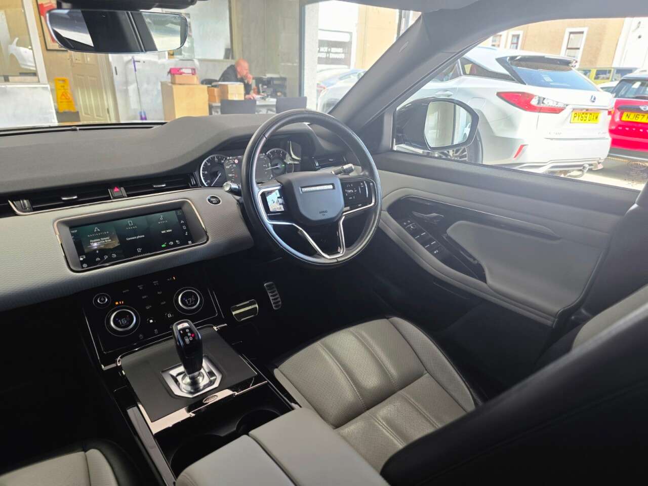 2021 LAND ROVER RANGE ROVER EVOQUE 2021 LAND ROVER RANGE ROVER EVOQUE