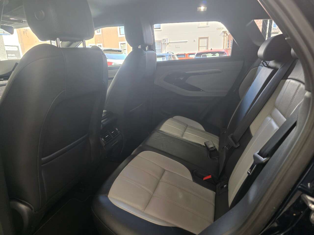 2021 LAND ROVER RANGE ROVER EVOQUE 2021 LAND ROVER RANGE ROVER EVOQUE