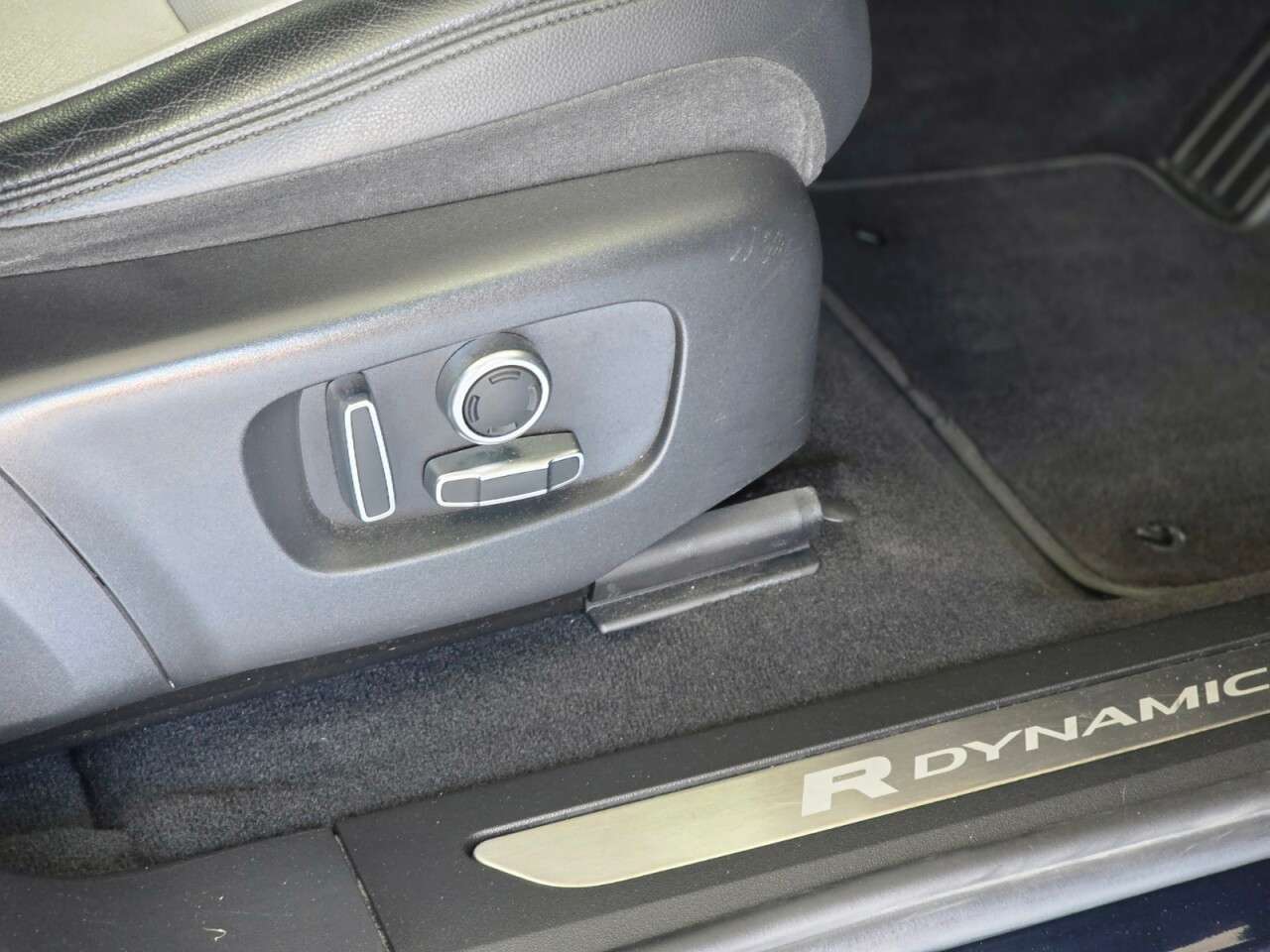2021 LAND ROVER RANGE ROVER EVOQUE 2021 LAND ROVER RANGE ROVER EVOQUE
