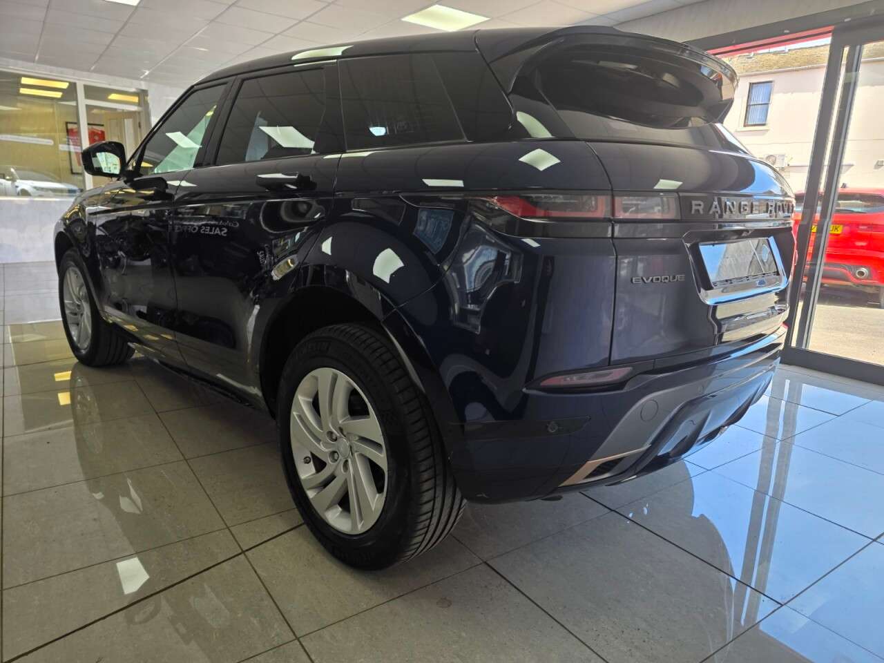 2021 LAND ROVER RANGE ROVER EVOQUE 2021 LAND ROVER RANGE ROVER EVOQUE