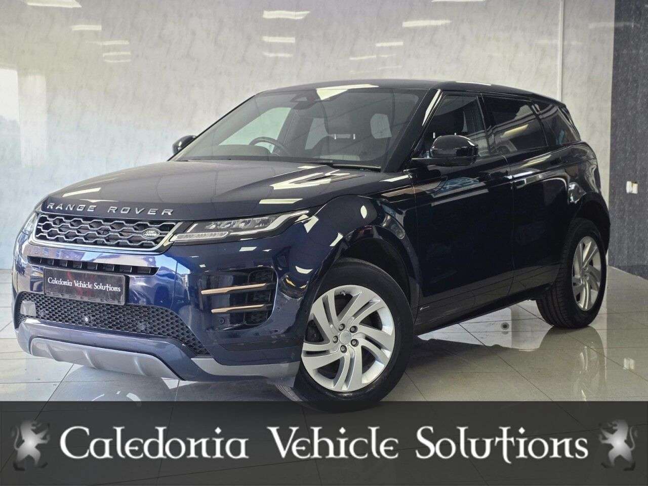A 2021 LAND ROVER RANGE ROVER EVOQUE 2.0 D165 MHEV R-Dynamic S SUV 5dr Diesel Auto 4WD Euro 6 (s/s) (163 ps) A 2021 LAND ROVER RANGE ROVER EVOQUE 2.0 D165 MHEV R-Dynamic S SUV 5dr Diesel Auto 4WD Euro 6 (s/s) (163 ps)