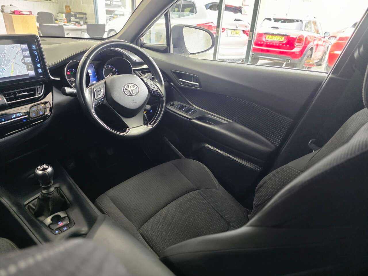 2018 TOYOTA C-HR 2018 TOYOTA C-HR