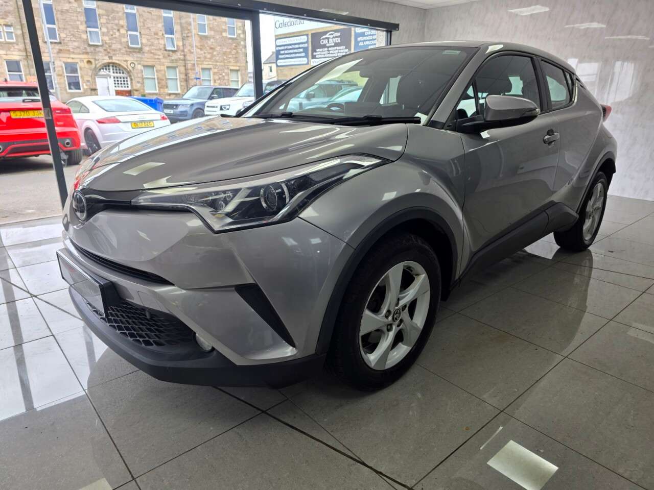 2018 TOYOTA C-HR 2018 TOYOTA C-HR