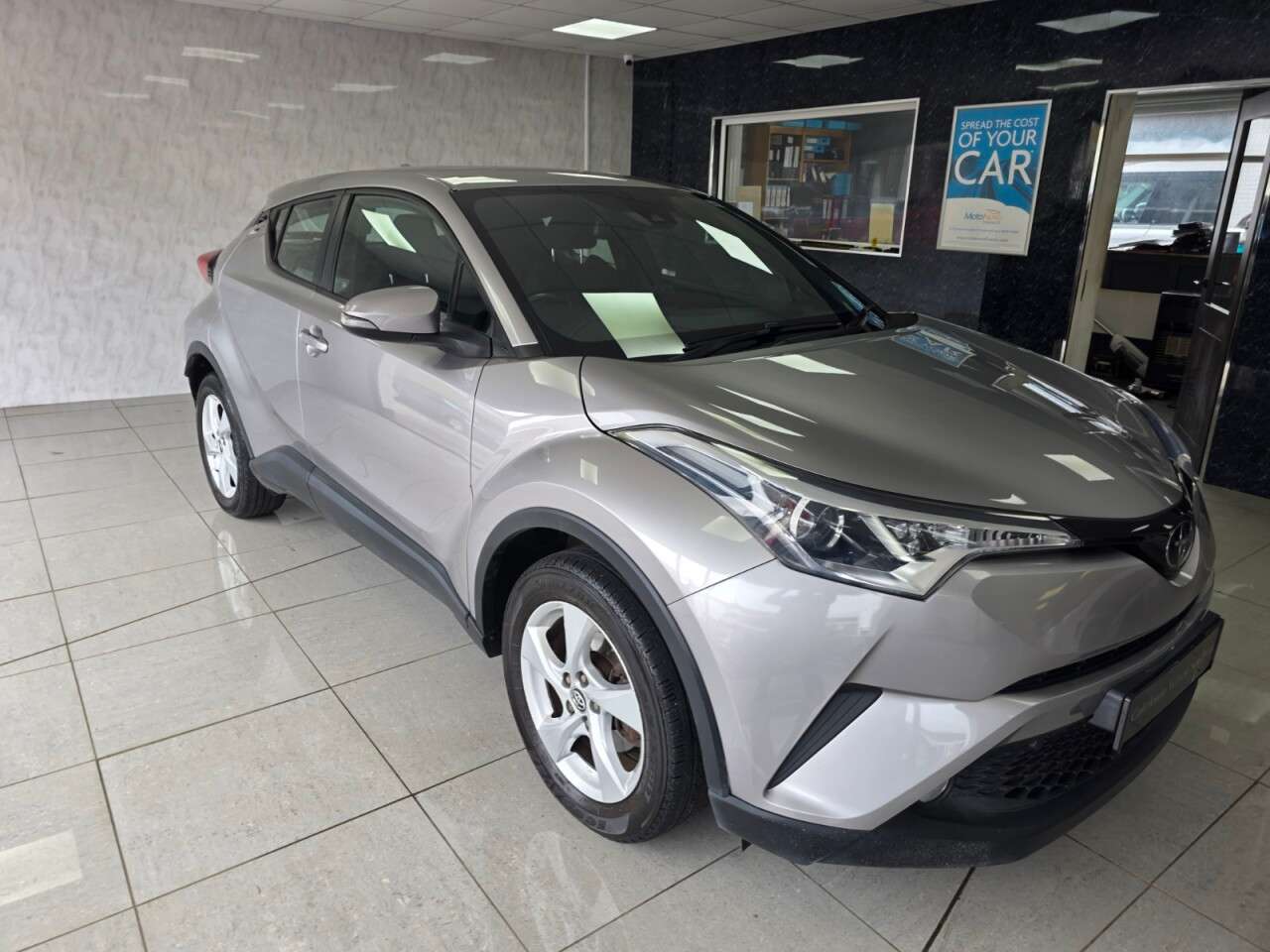 2018 TOYOTA C-HR 2018 TOYOTA C-HR