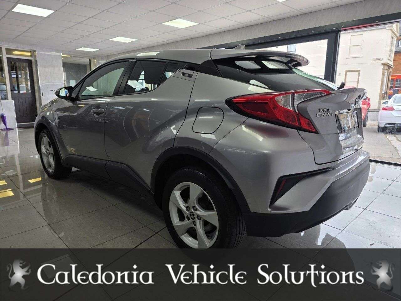2018 TOYOTA C-HR 2018 TOYOTA C-HR