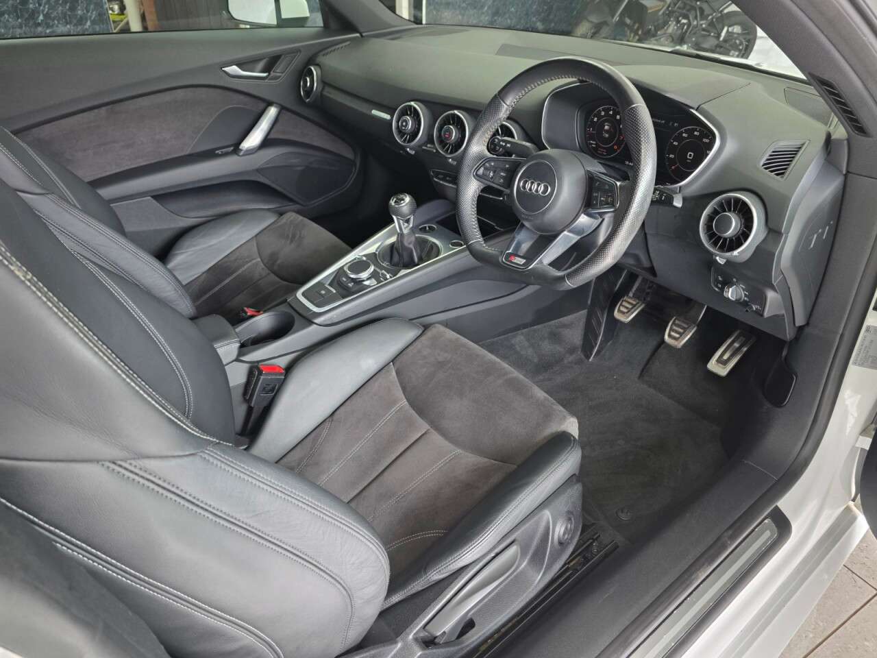 2017 AUDI TT 2017 AUDI TT
