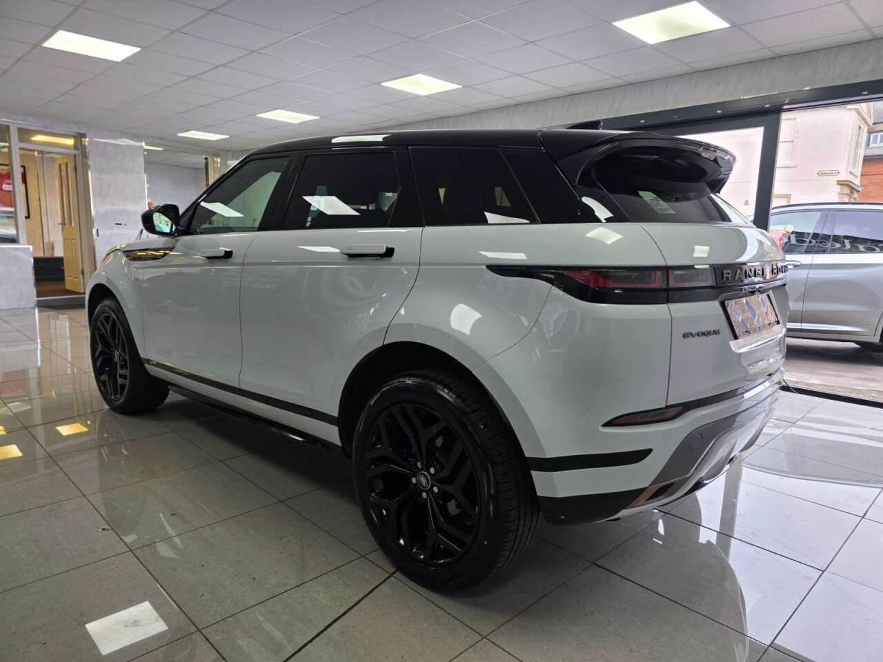 2020 LAND ROVER RANGE ROVER EVOQUE 2020 LAND ROVER RANGE ROVER EVOQUE