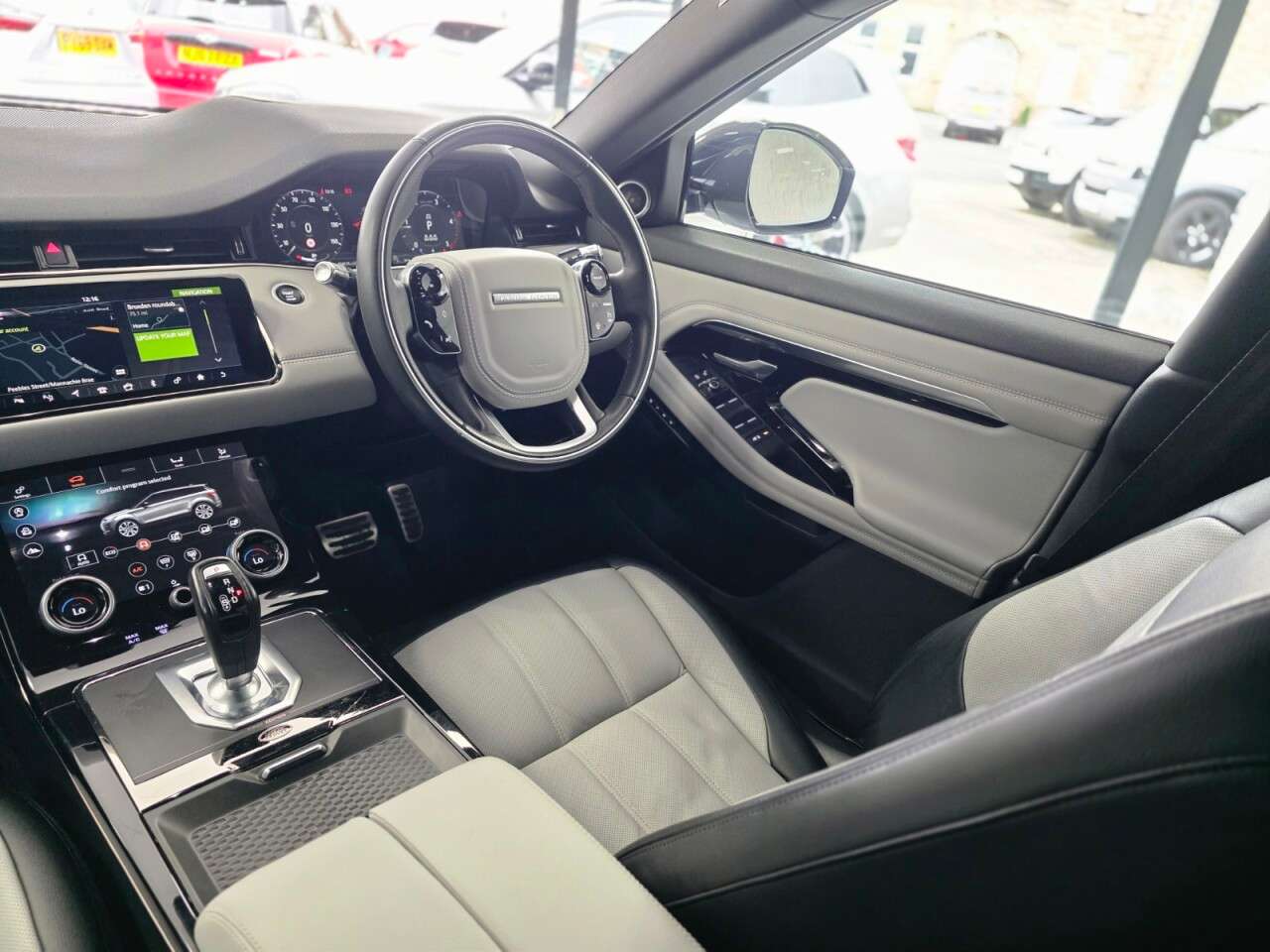2020 LAND ROVER RANGE ROVER EVOQUE 2020 LAND ROVER RANGE ROVER EVOQUE