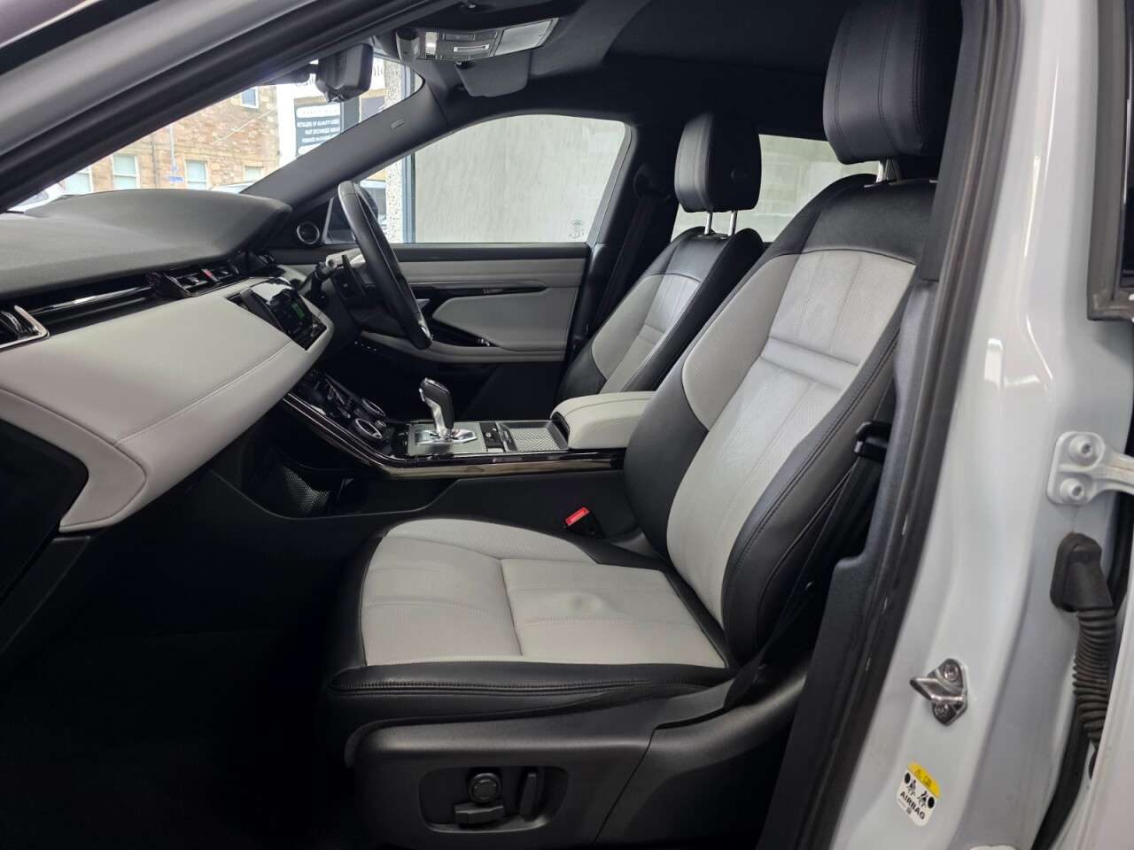 2020 LAND ROVER RANGE ROVER EVOQUE 2020 LAND ROVER RANGE ROVER EVOQUE