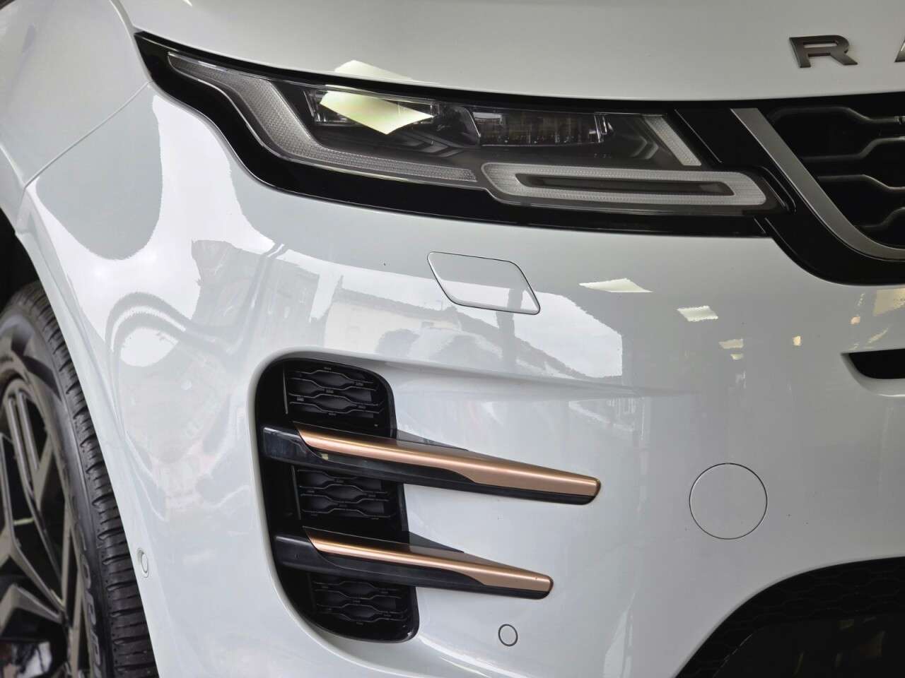 2020 LAND ROVER RANGE ROVER EVOQUE 2020 LAND ROVER RANGE ROVER EVOQUE