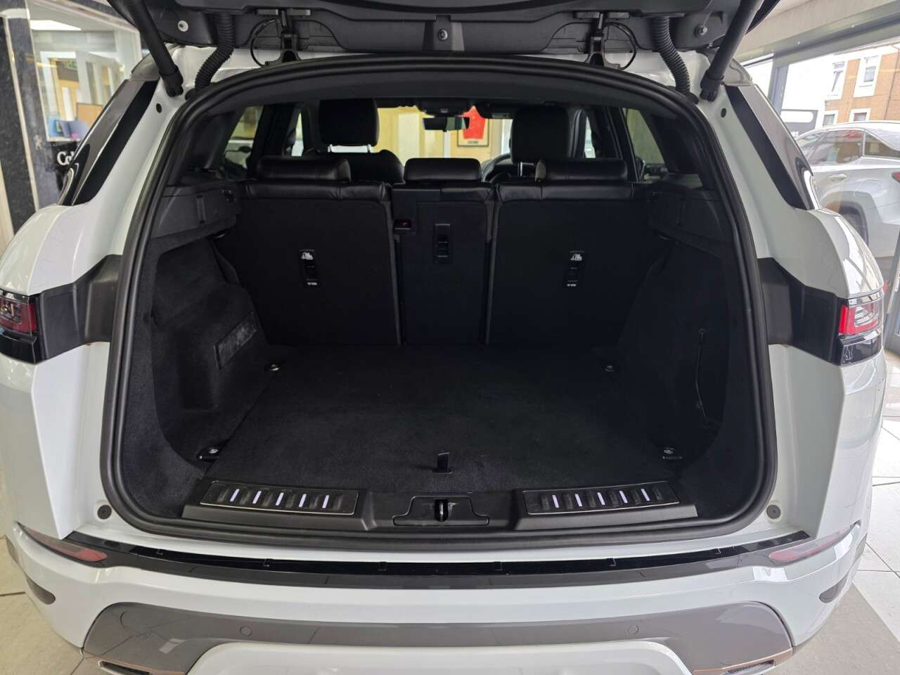 2020 LAND ROVER RANGE ROVER EVOQUE 2020 LAND ROVER RANGE ROVER EVOQUE