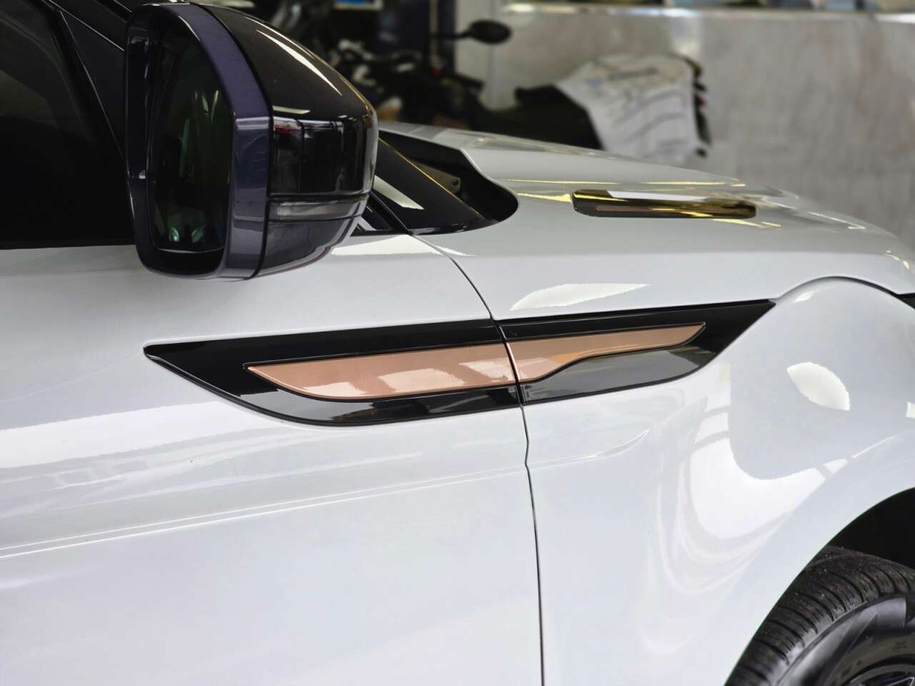 2020 LAND ROVER RANGE ROVER EVOQUE 2020 LAND ROVER RANGE ROVER EVOQUE
