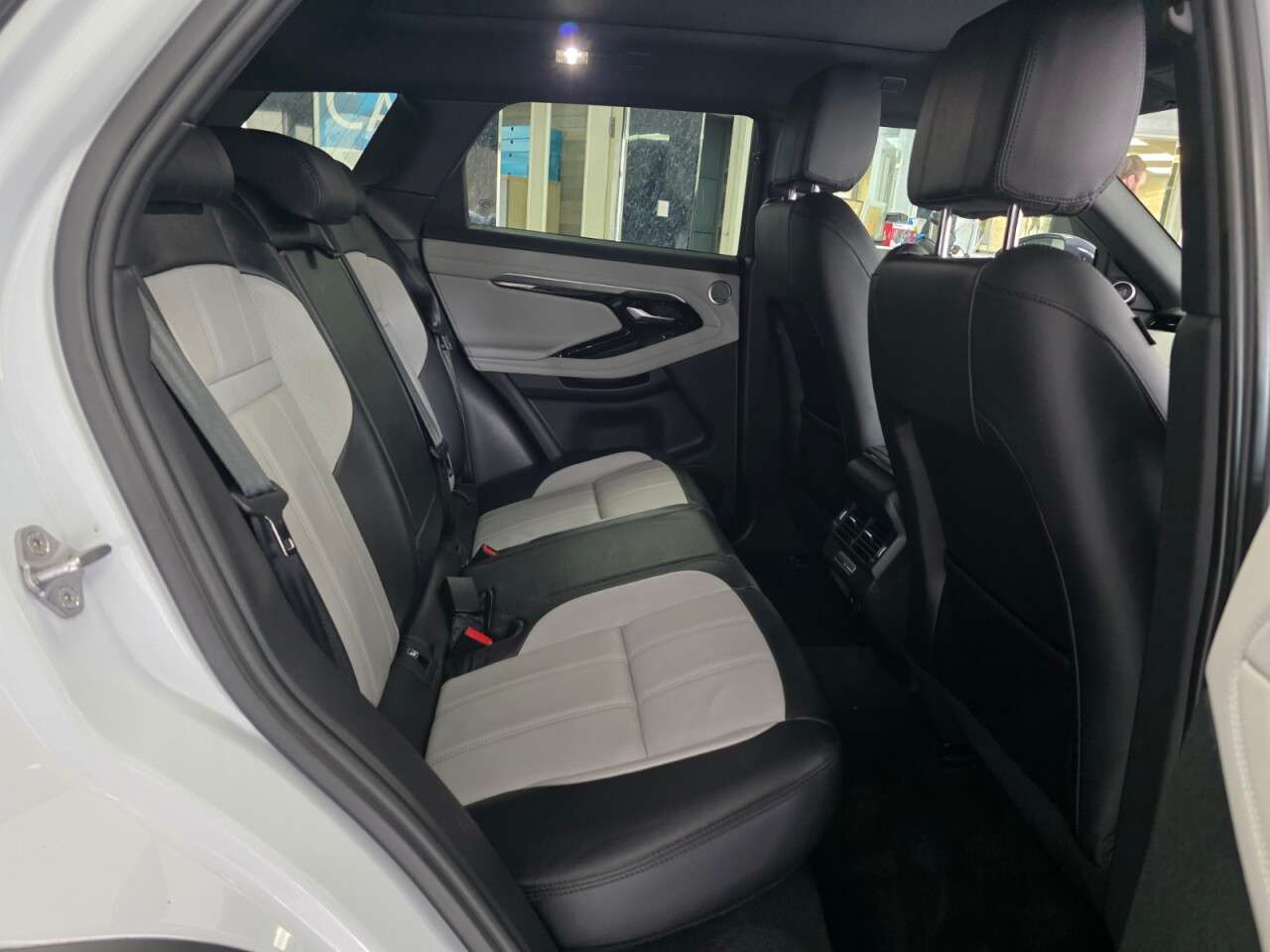2020 LAND ROVER RANGE ROVER EVOQUE 2020 LAND ROVER RANGE ROVER EVOQUE