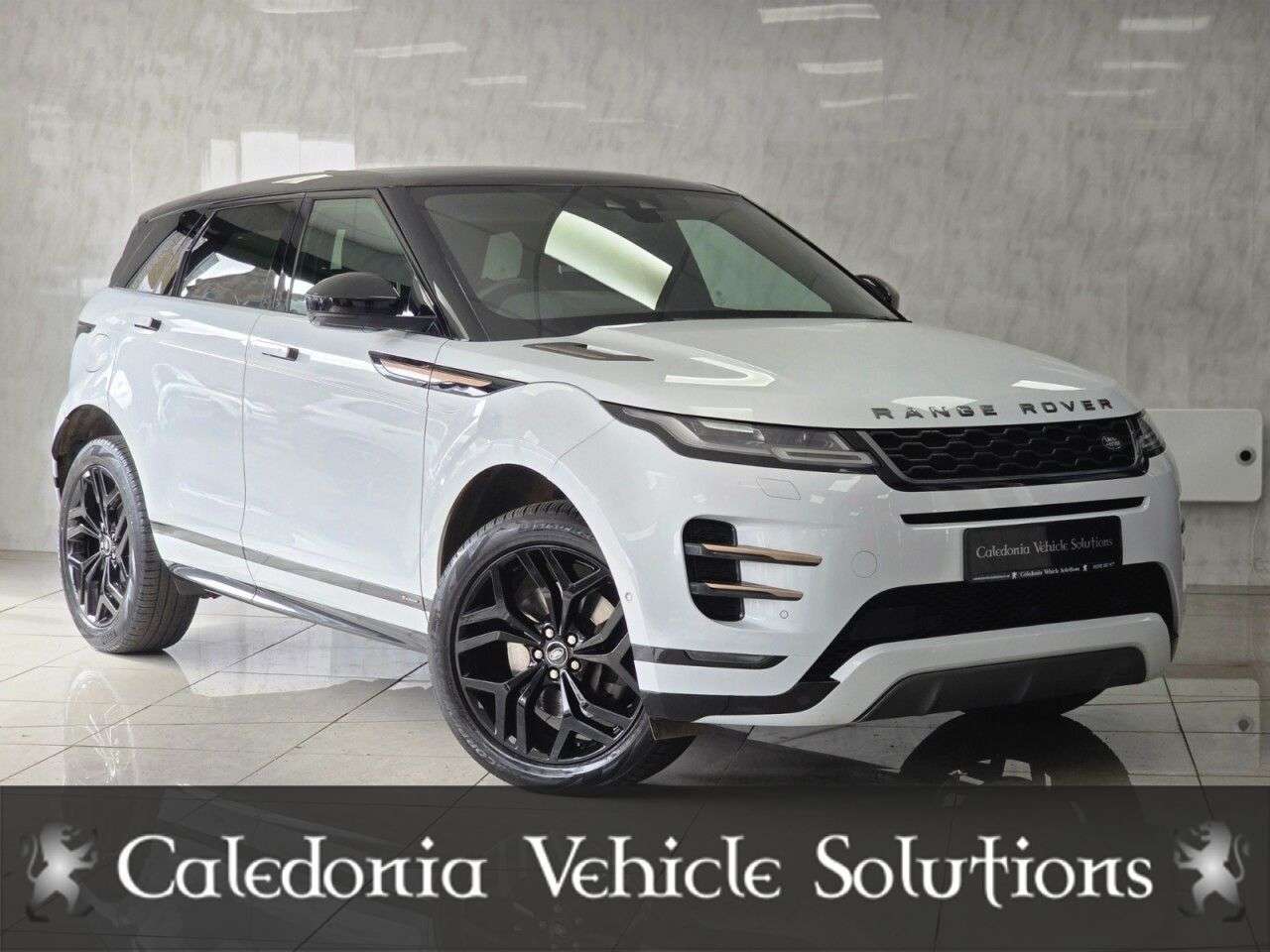 A 2020 LAND ROVER RANGE ROVER EVOQUE 2.0 D180 MHEV First Edition SUV 5dr Diesel Auto 4WD Euro 6 (s/s) (180 ps) A 2020 LAND ROVER RANGE ROVER EVOQUE 2.0 D180 MHEV First Edition SUV 5dr Diesel Auto 4WD Euro 6 (s/s) (180 ps)