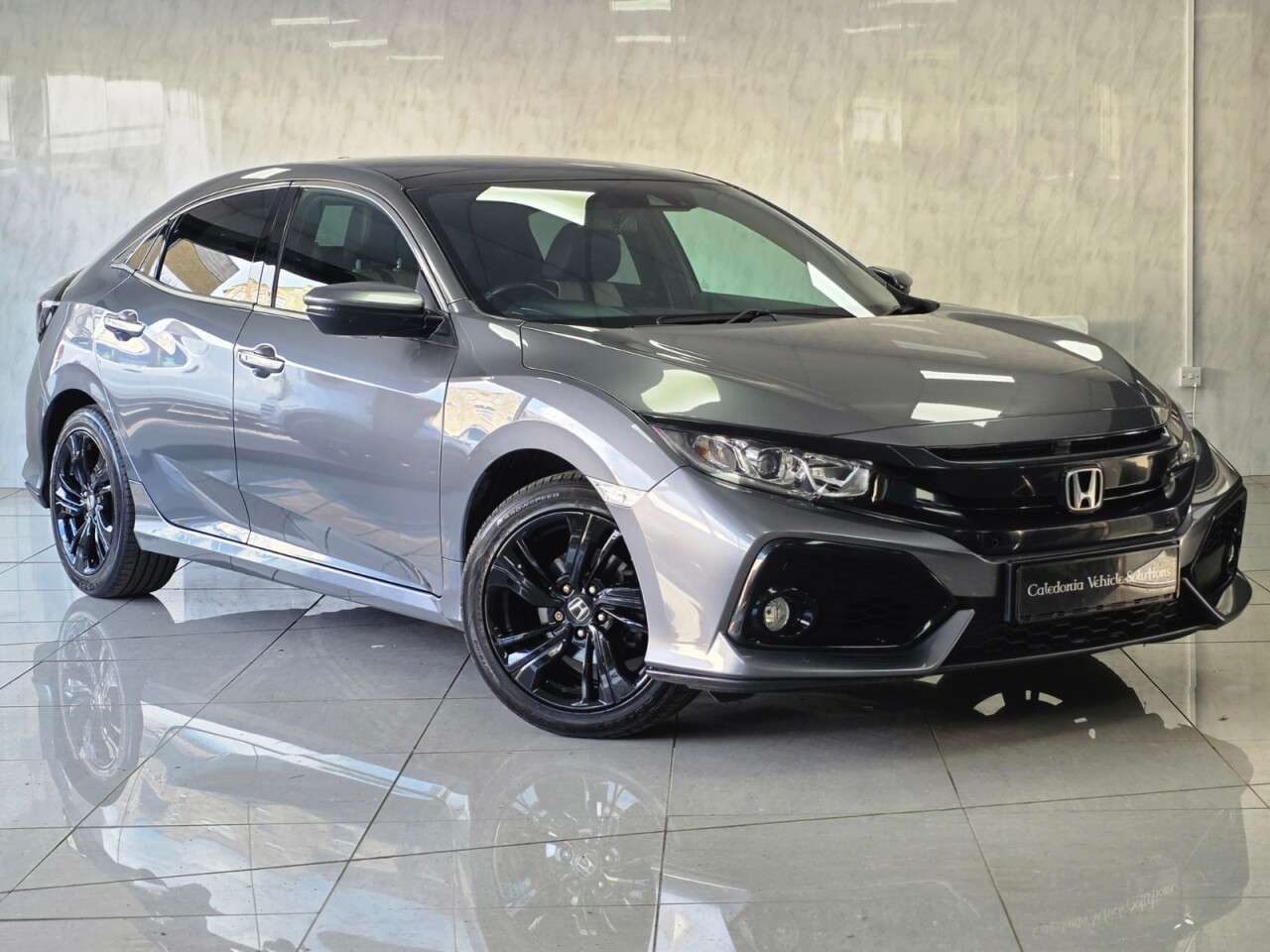 A 2019 HONDA CIVIC 1.0 VTEC Turbo EX Hatchback 5dr Petrol CVT Euro 6 (s/s) (126 ps) A 2019 HONDA CIVIC 1.0 VTEC Turbo EX Hatchback 5dr Petrol CVT Euro 6 (s/s) (126 ps)
