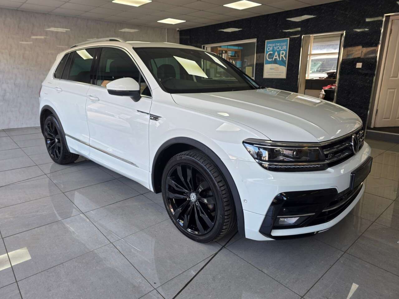 2021 VOLKSWAGEN TIGUAN 2021 VOLKSWAGEN TIGUAN