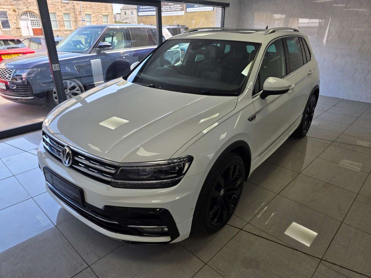 2021 VOLKSWAGEN TIGUAN 2021 VOLKSWAGEN TIGUAN
