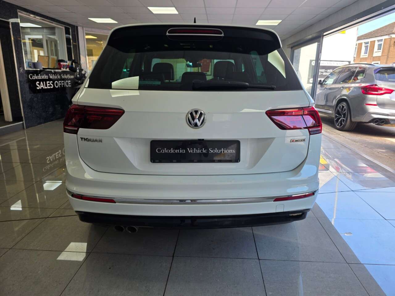 2021 VOLKSWAGEN TIGUAN 2021 VOLKSWAGEN TIGUAN