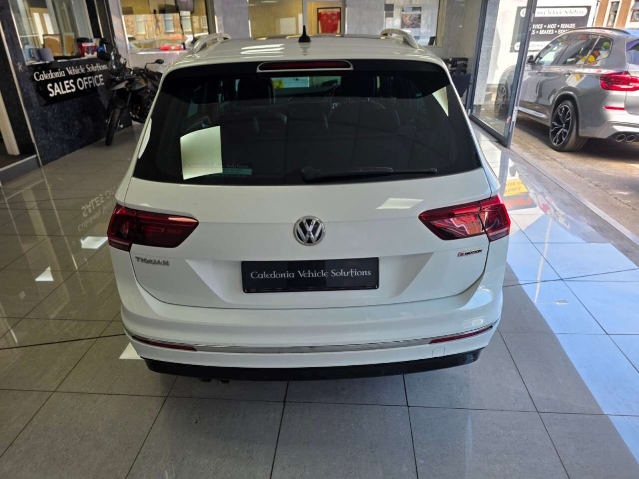 2021 VOLKSWAGEN TIGUAN 2021 VOLKSWAGEN TIGUAN