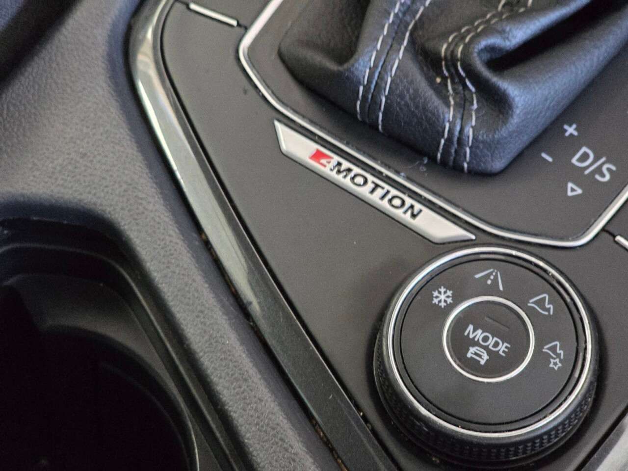 2021 VOLKSWAGEN TIGUAN 2021 VOLKSWAGEN TIGUAN