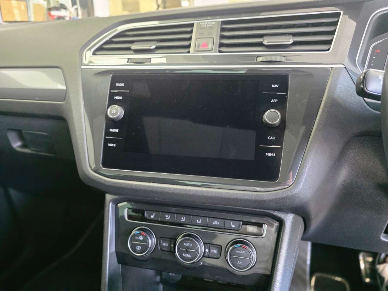 2021 VOLKSWAGEN TIGUAN 2021 VOLKSWAGEN TIGUAN