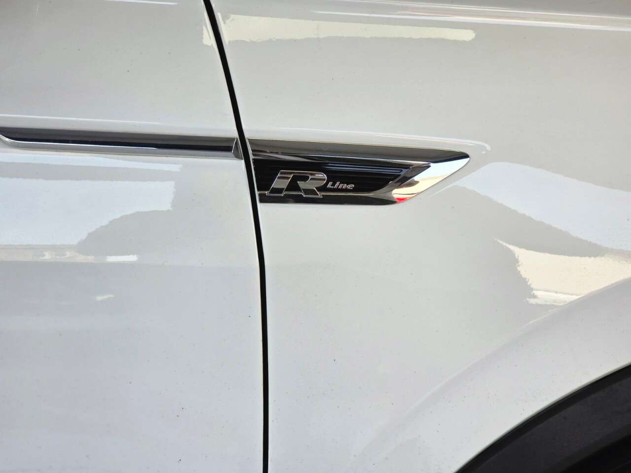 2021 VOLKSWAGEN TIGUAN 2021 VOLKSWAGEN TIGUAN