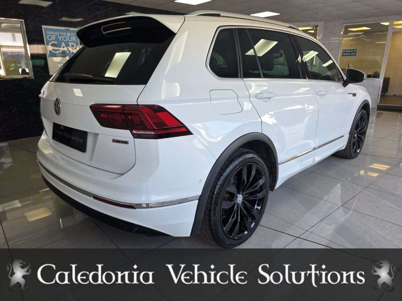 2021 VOLKSWAGEN TIGUAN 2021 VOLKSWAGEN TIGUAN