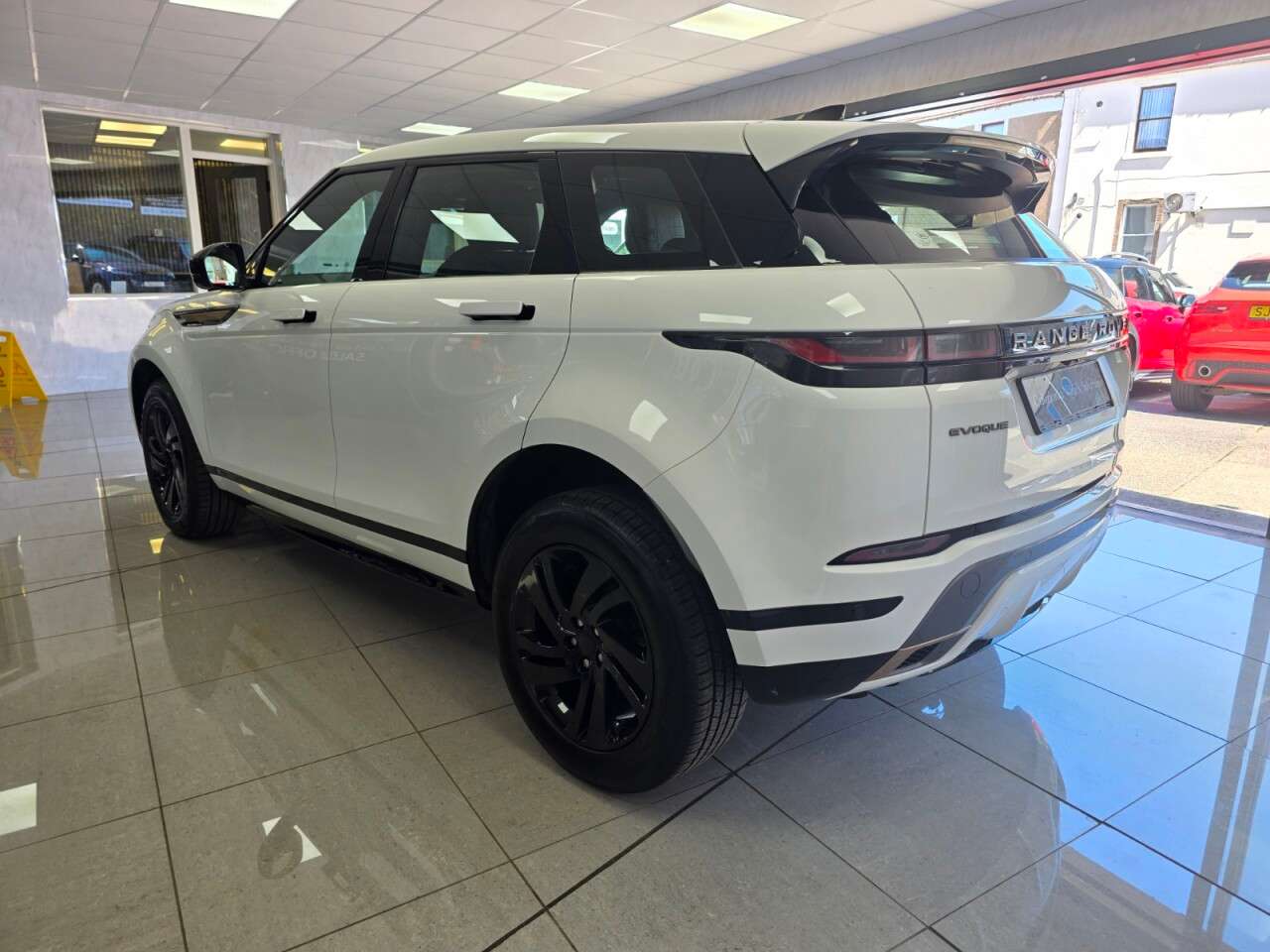 2021 LAND ROVER RANGE ROVER EVOQUE 2021 LAND ROVER RANGE ROVER EVOQUE
