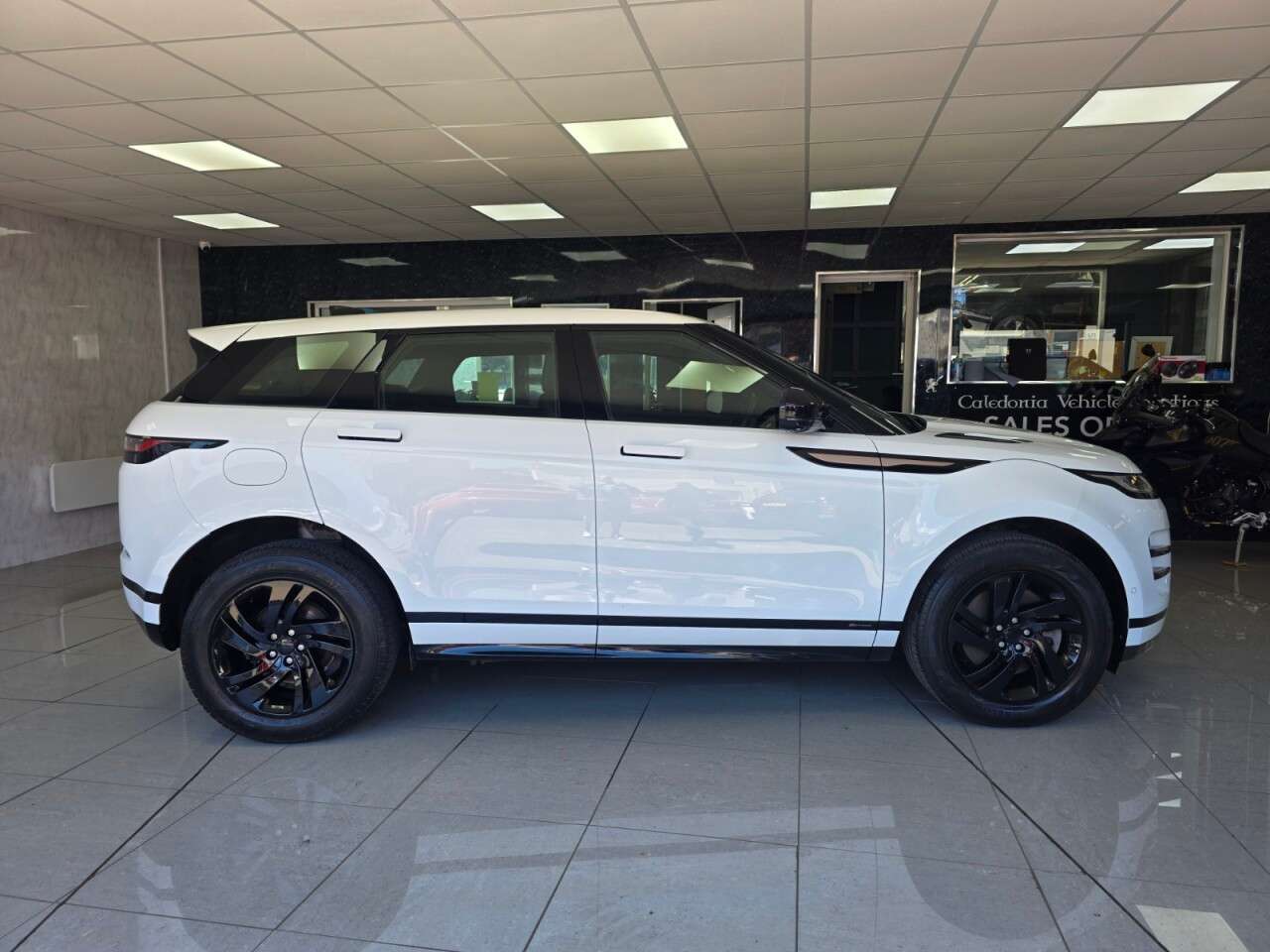 2021 LAND ROVER RANGE ROVER EVOQUE 2021 LAND ROVER RANGE ROVER EVOQUE
