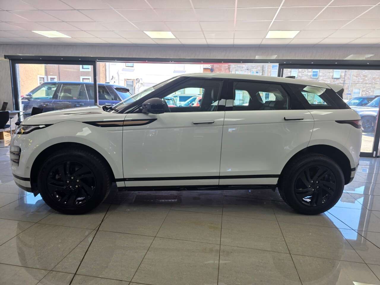 2021 LAND ROVER RANGE ROVER EVOQUE 2021 LAND ROVER RANGE ROVER EVOQUE