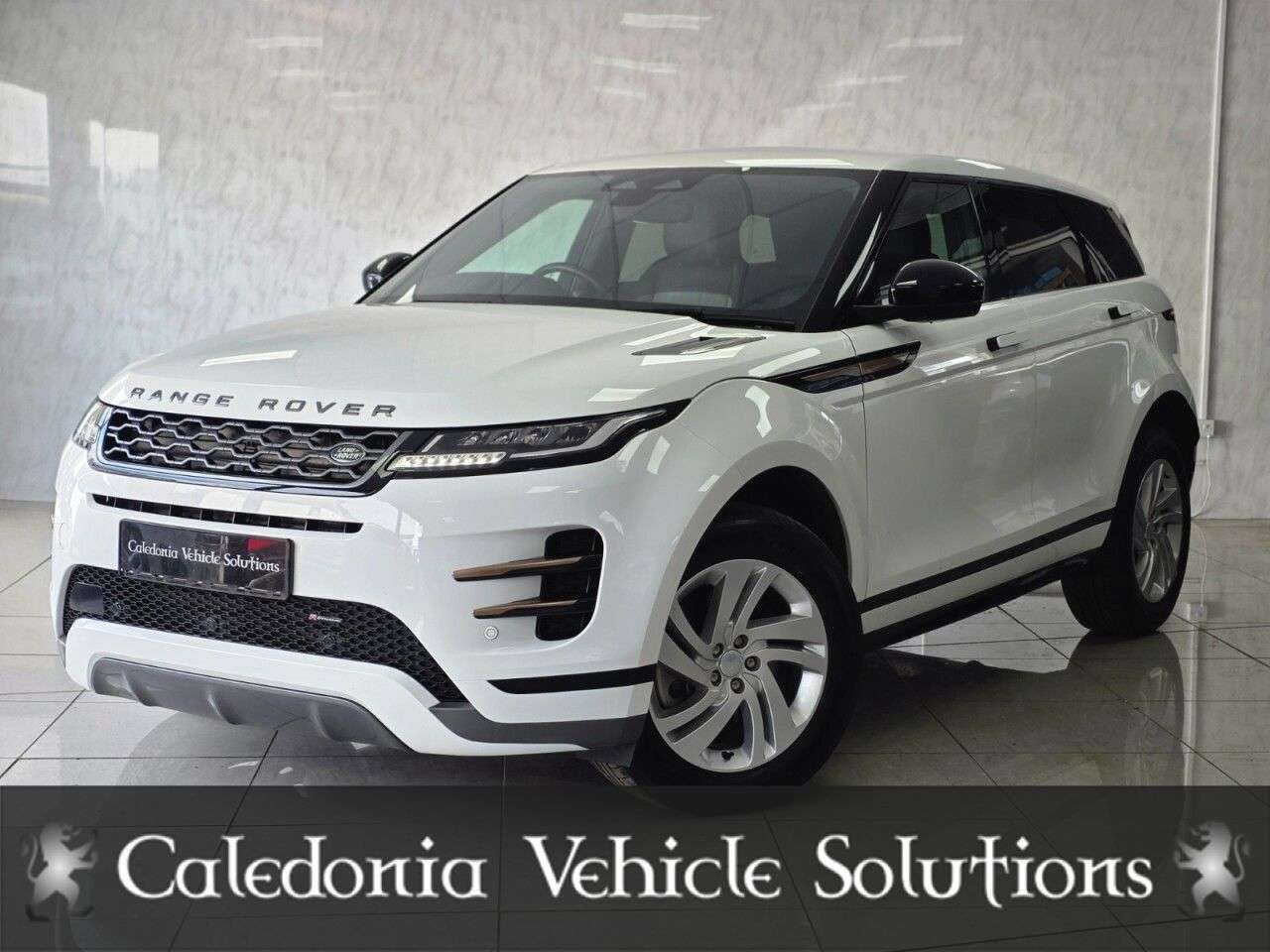 A 2022 LAND ROVER RANGE ROVER EVOQUE 2.0 D200 MHEV R-Dynamic S SUV 5dr Diesel Auto 4WD Euro 6 (s/s) (204 ps) A 2022 LAND ROVER RANGE ROVER EVOQUE 2.0 D200 MHEV R-Dynamic S SUV 5dr Diesel Auto 4WD Euro 6 (s/s) (204 ps)