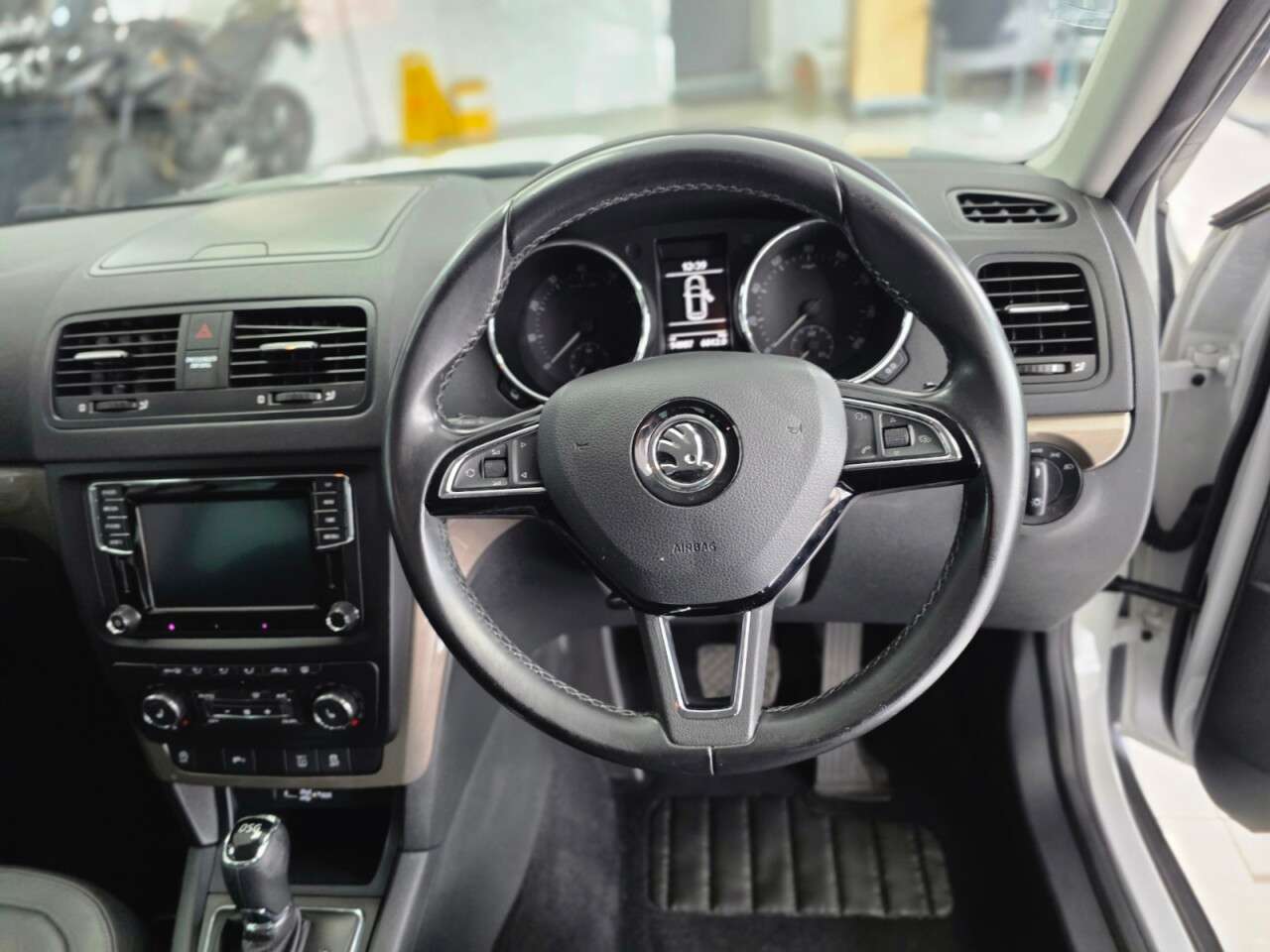 2017 SKODA YETI 2017 SKODA YETI