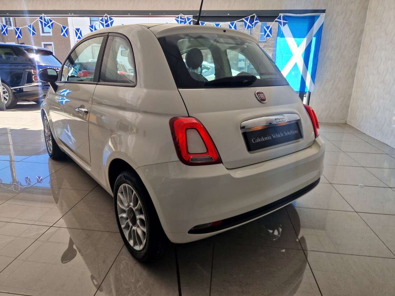 2017 FIAT 500 2017 FIAT 500