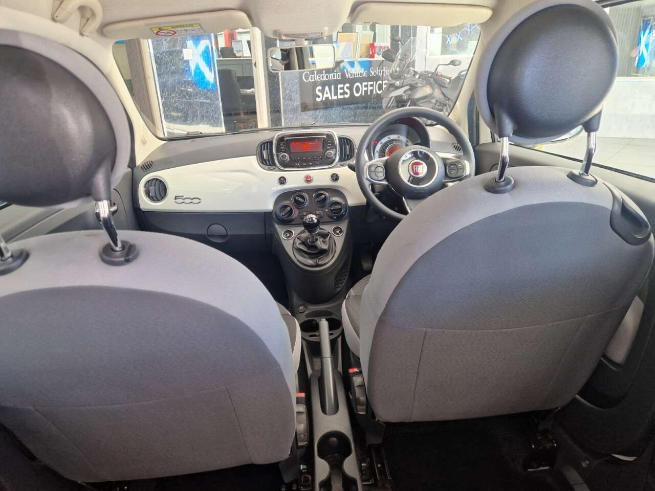 2017 FIAT 500 2017 FIAT 500