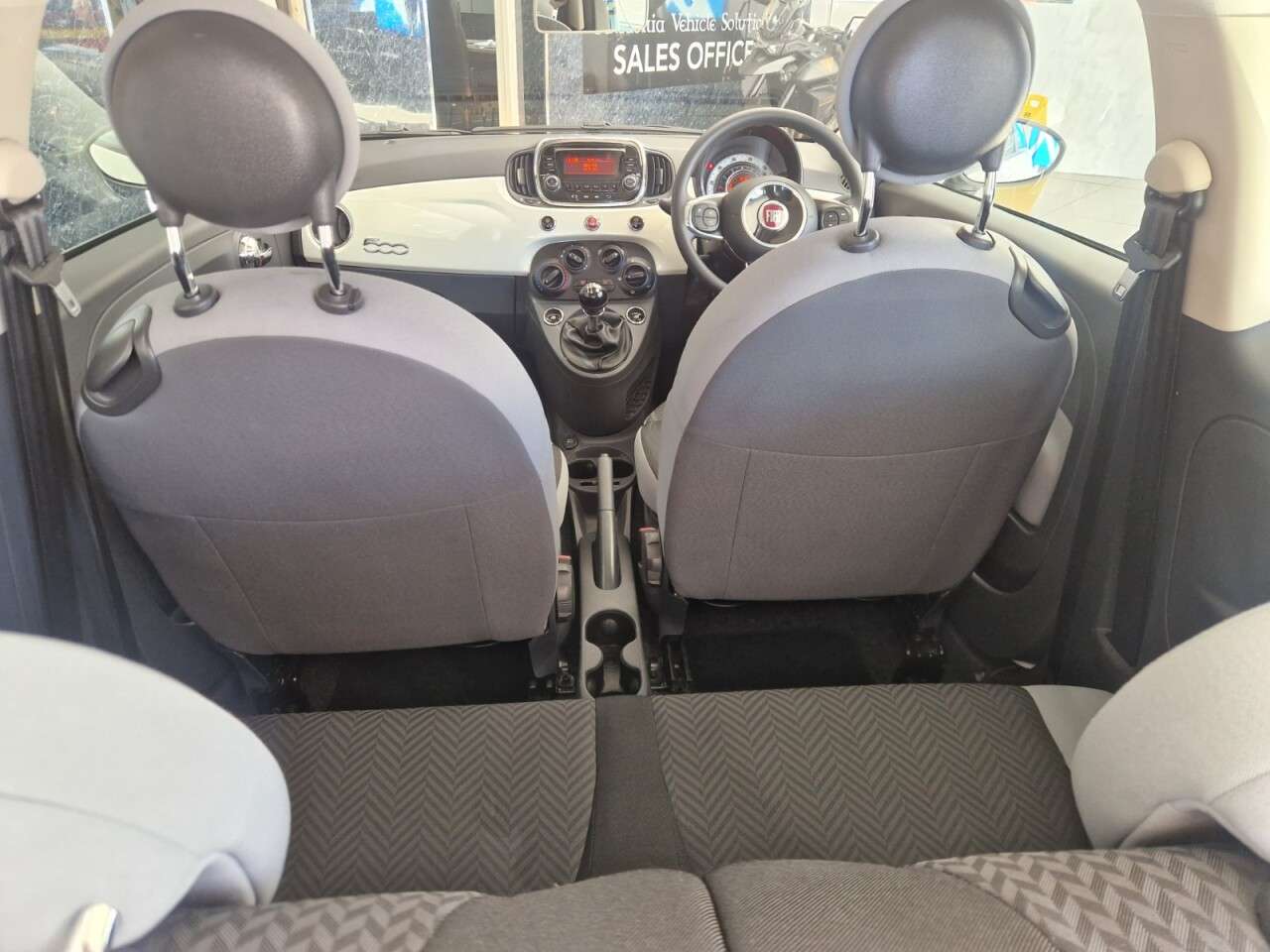 2017 FIAT 500 2017 FIAT 500