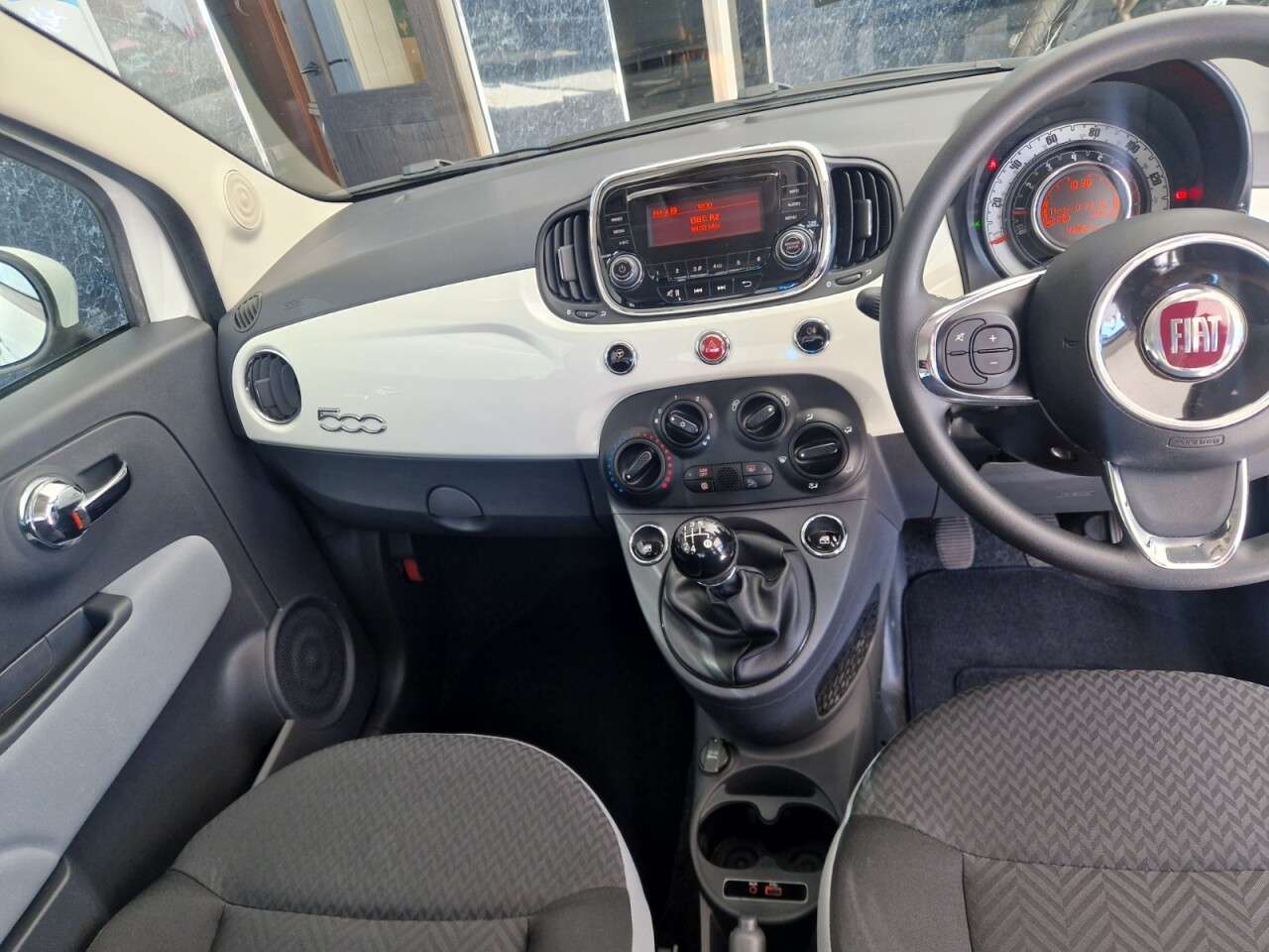 2017 FIAT 500 2017 FIAT 500