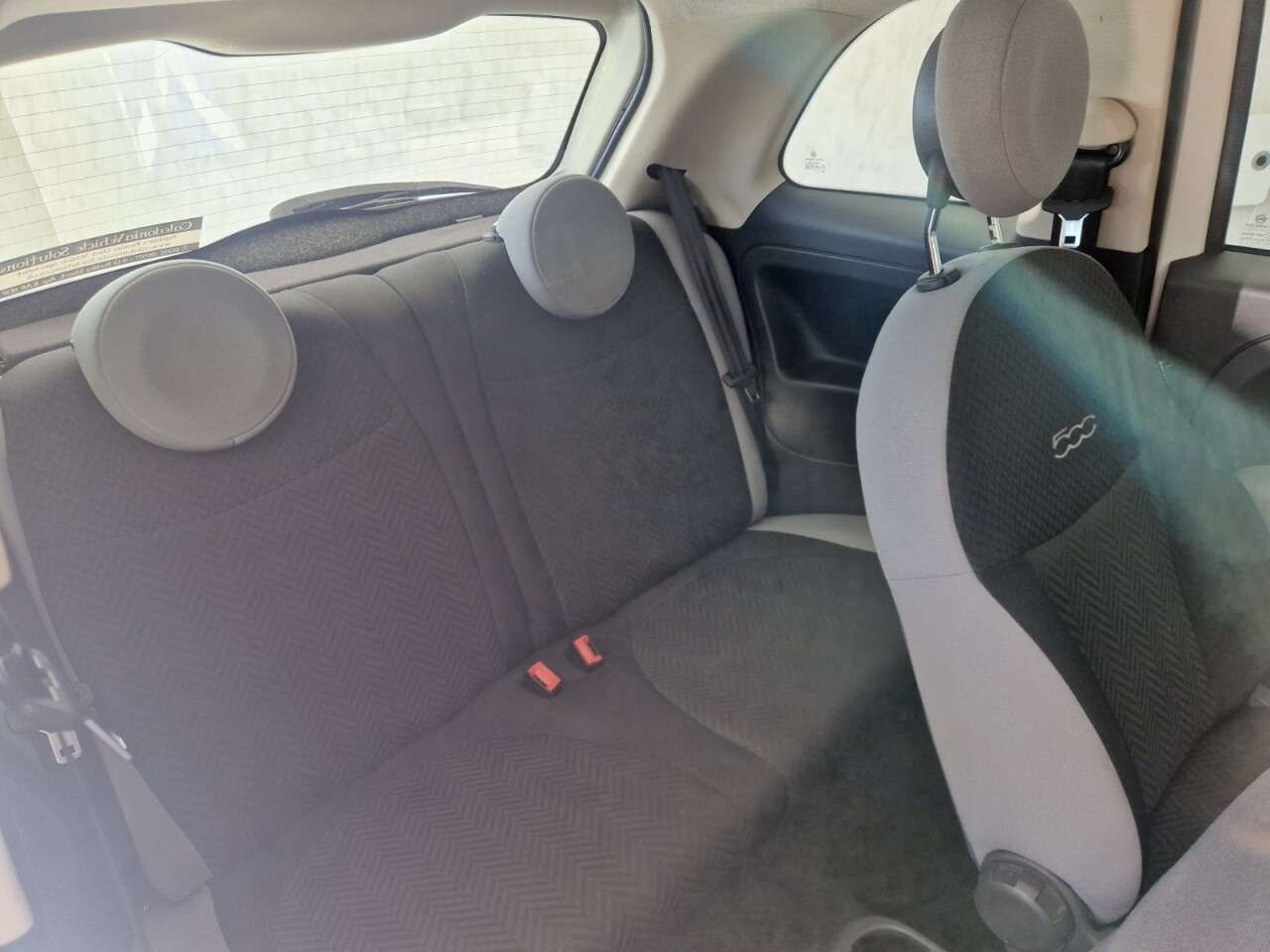 2017 FIAT 500 2017 FIAT 500