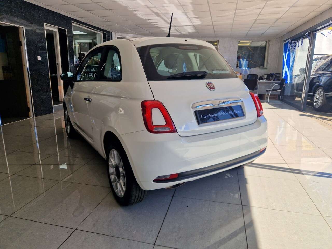 2017 FIAT 500 2017 FIAT 500