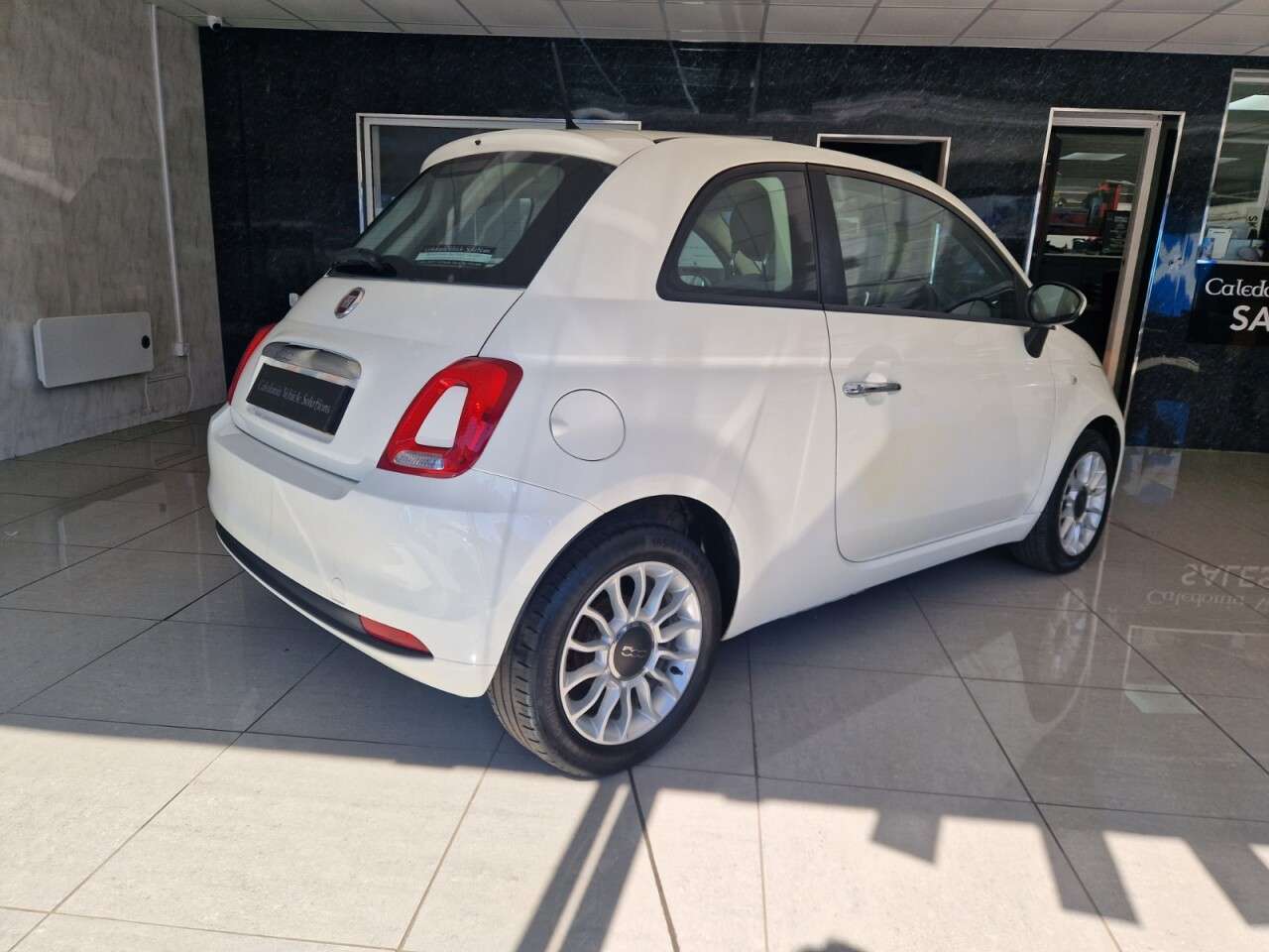2017 FIAT 500 2017 FIAT 500