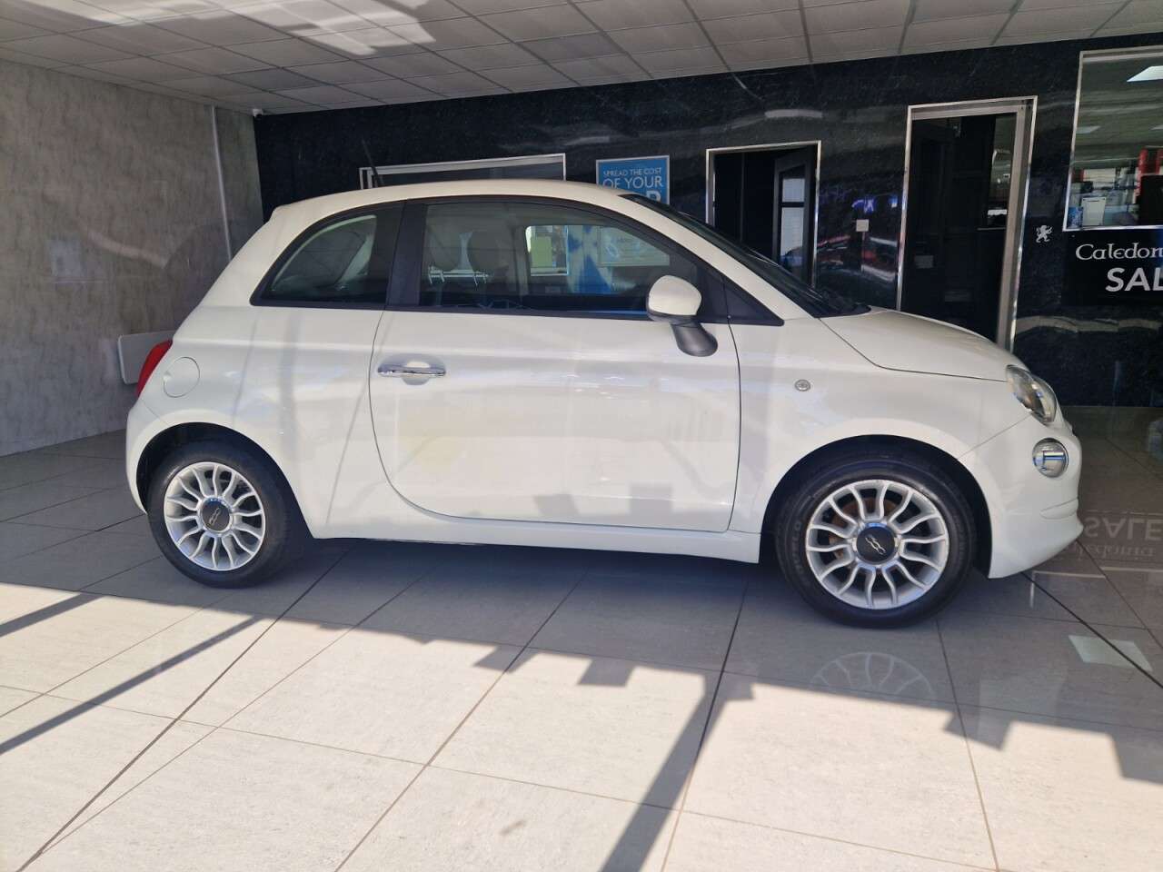 2017 FIAT 500 2017 FIAT 500