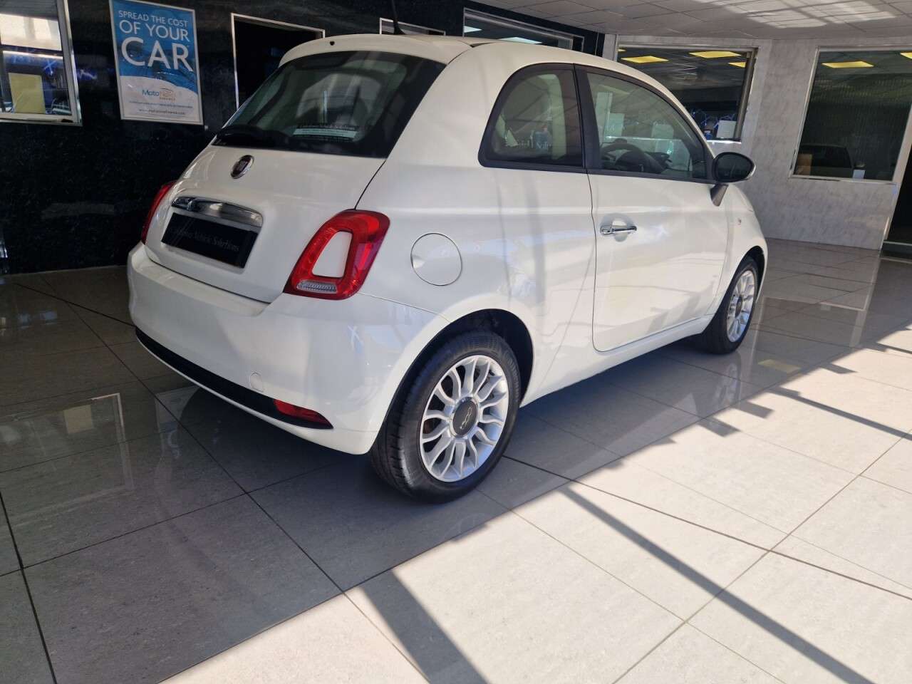 2017 FIAT 500 2017 FIAT 500