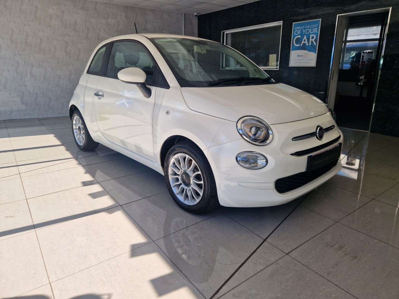 2017 FIAT 500 2017 FIAT 500